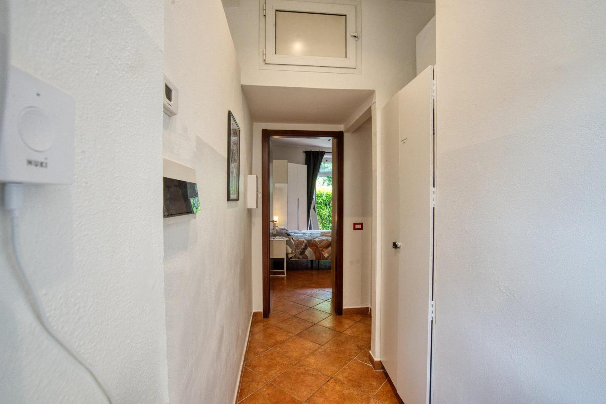 מונצה Dieghouse - Monolocale Con Cortile In Corte Lombarda Vicino Al Centro מראה חיצוני תמונה