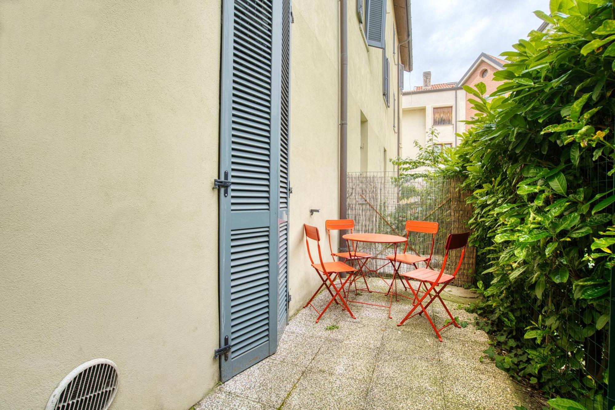 מונצה Dieghouse - Monolocale Con Cortile In Corte Lombarda Vicino Al Centro מראה חיצוני תמונה